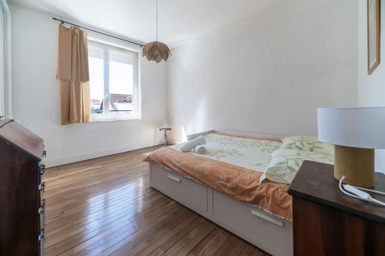 Le Belfort - Grand Appartement Avec Terrasse Et Parking Prive فيشي المظهر الخارجي الصورة