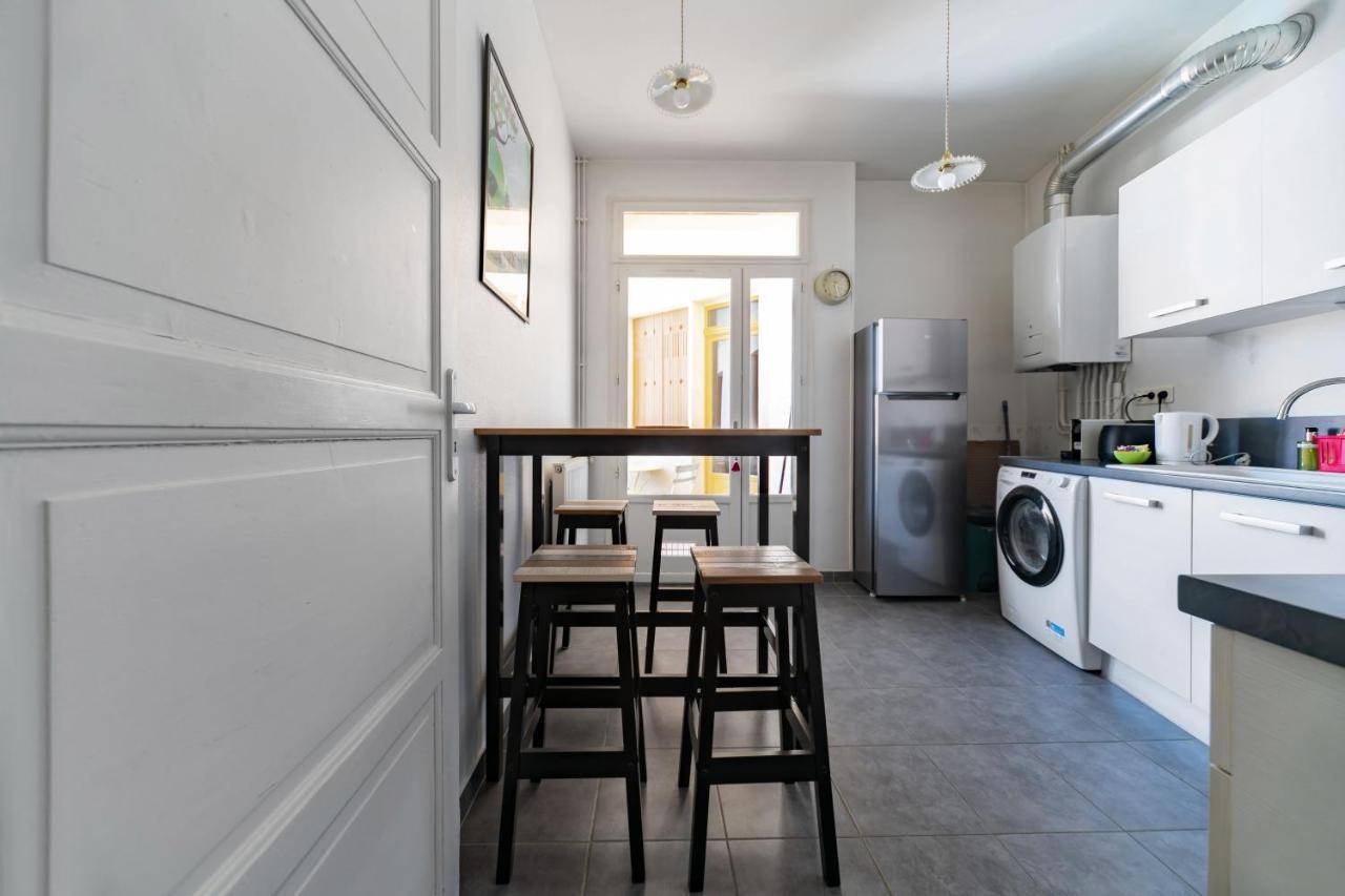 Le Belfort - Grand Appartement Avec Terrasse Et Parking Prive فيشي المظهر الخارجي الصورة