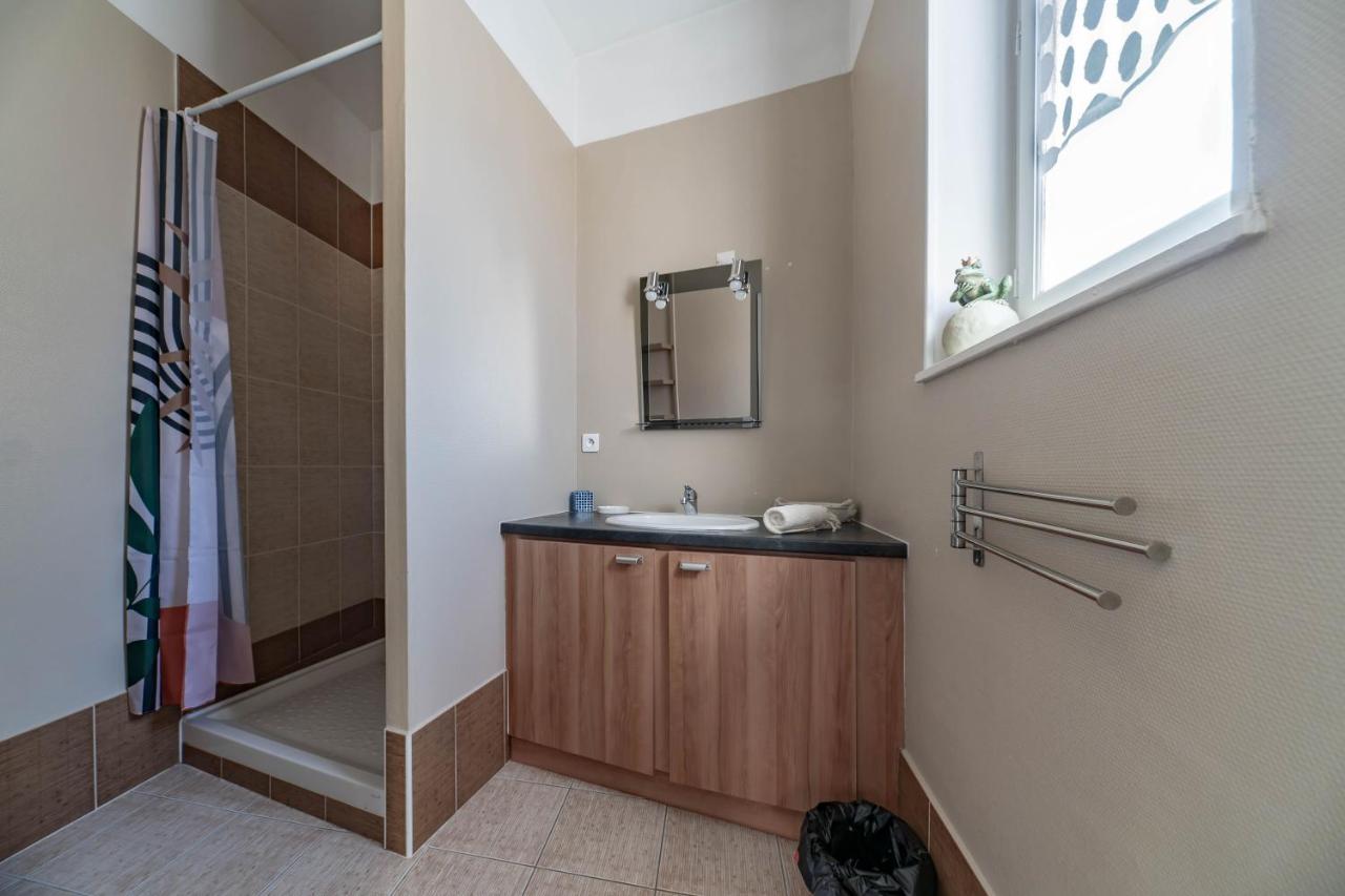 Le Belfort - Grand Appartement Avec Terrasse Et Parking Prive فيشي المظهر الخارجي الصورة